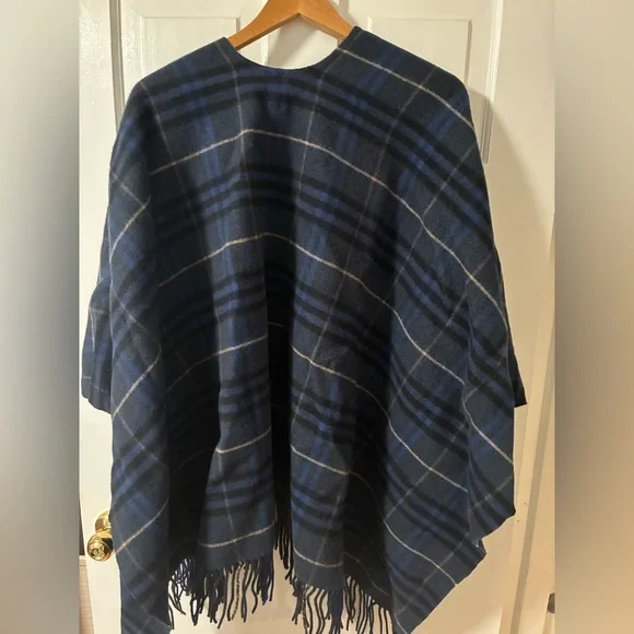 NWT- Burberry Navy and Chestnut Plaid Check Date Night Cape Wrap - Picture 5 of 10